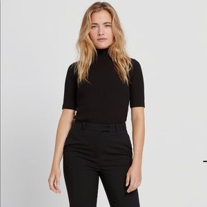 Cotton-Recycled-Poly Mockneck Ribbed Top in Black